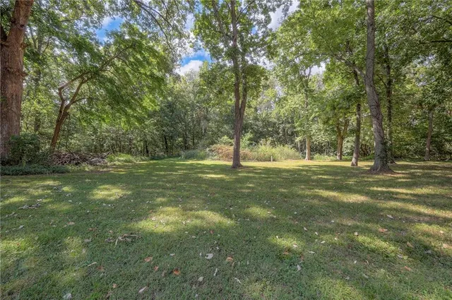 $579,000 | 29200 Walker Road, Harrisonville, MO 64701