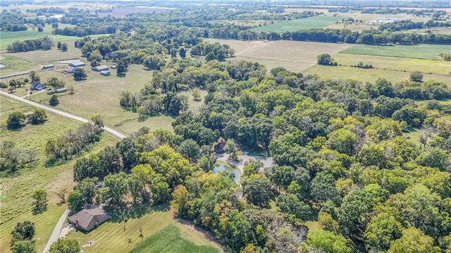 $579,000 | 29200 Walker Road, Harrisonville, MO 64701