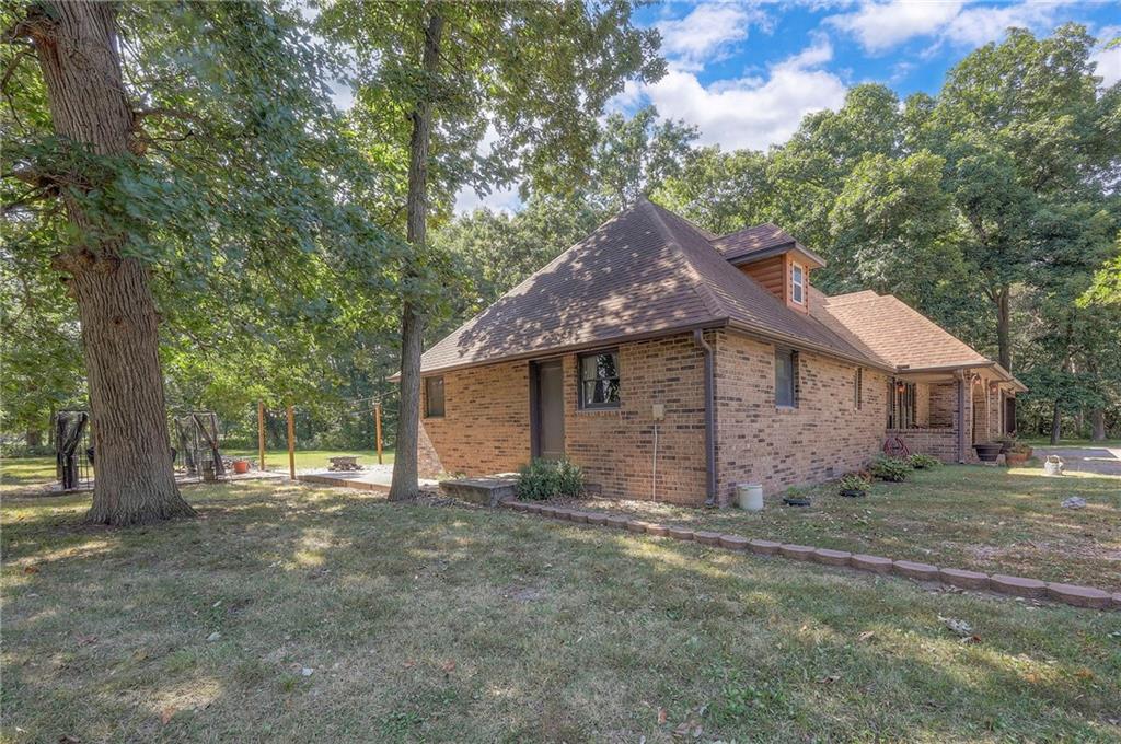 29200 Walker Road Harrisonville, MO 64701 - Photo 8 of 58