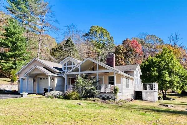 $875,000 | 102 Warren Street, Somers, NY 10589