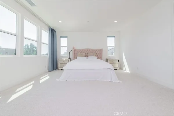 $6,800 | 104 Chant, Irvine, CA 92618