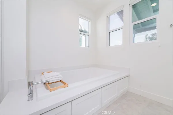 $6,800 | 104 Chant, Irvine, CA 92618