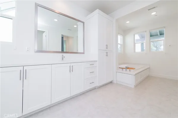 $6,800 | 104 Chant, Irvine, CA 92618