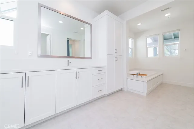 $6,800 | 104 Chant, Irvine, CA 92618