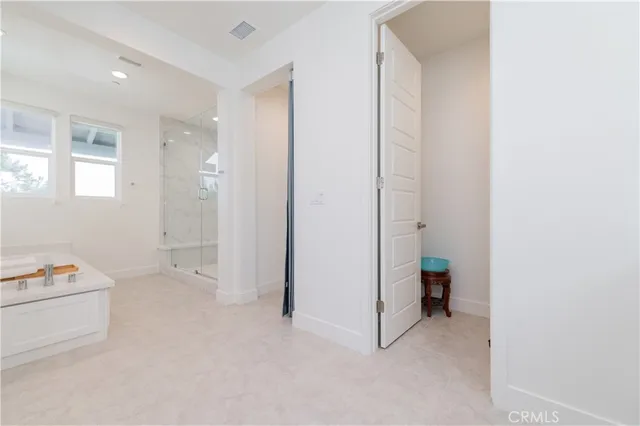 $6,800 | 104 Chant, Irvine, CA 92618