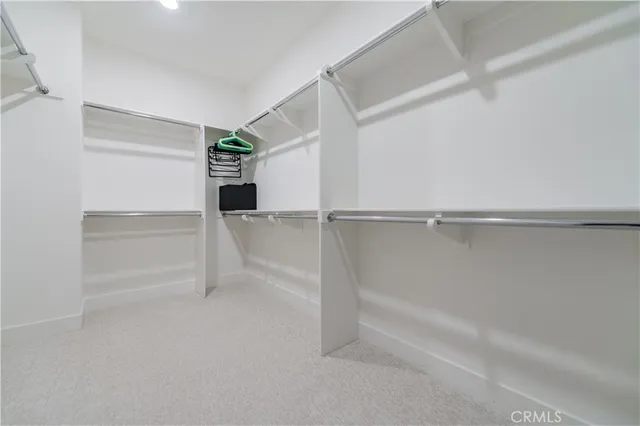 $6,800 | 104 Chant, Irvine, CA 92618