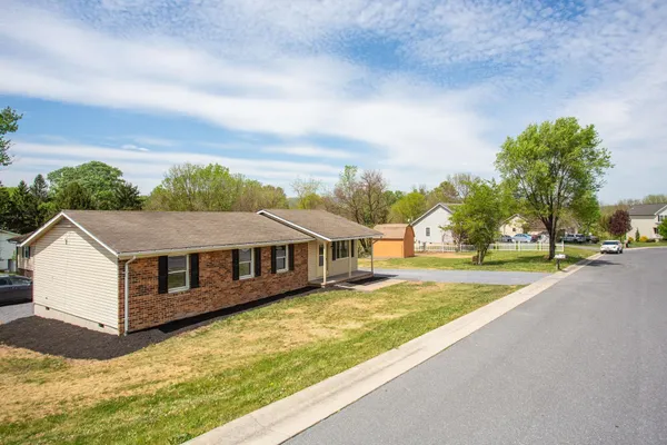 $324,000 | 289 Morningside Drive, Broadway, VA 22815