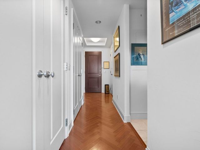 $617,500 | 1 Charles Street South, Unit 808, Boston, MA 02116