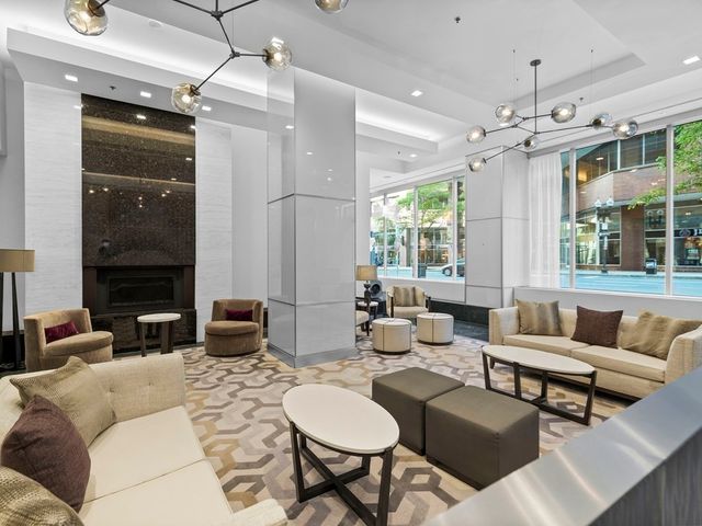 $617,500 | 1 Charles Street South, Unit 808, Boston, MA 02116