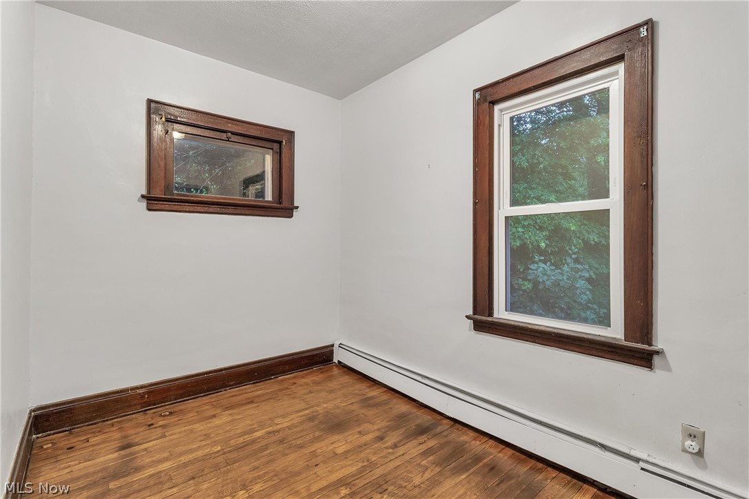 1571 Maple Road Cleveland Heights, OH 44121 - Photo 8 of 26