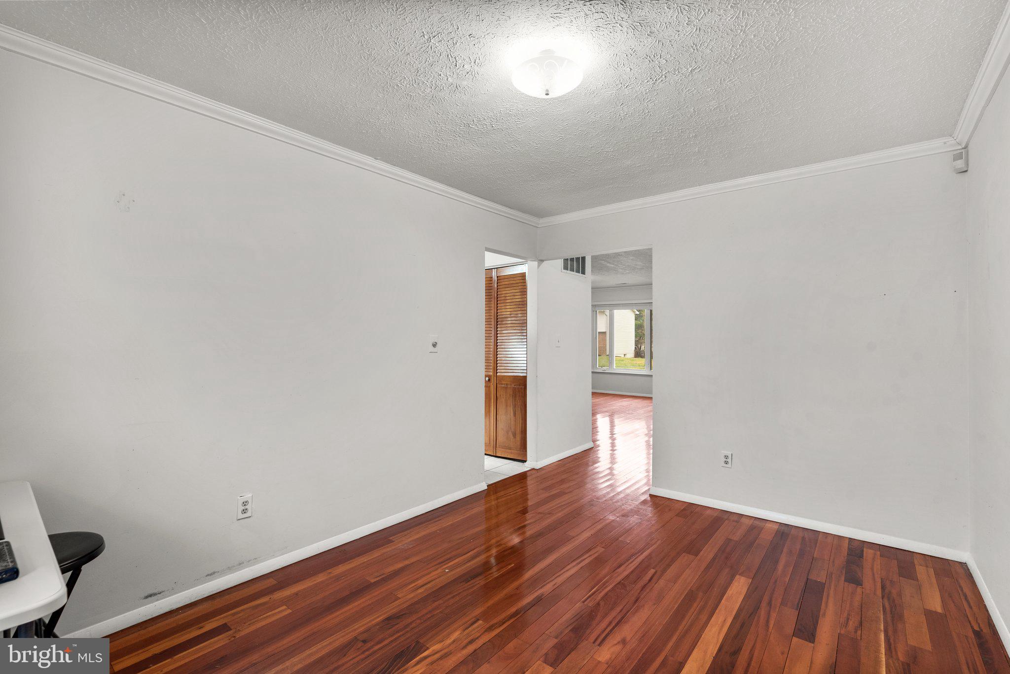 7836 Metacomet Road Hanover, MD 21076 - Photo 12 of 54 DINING ROOM