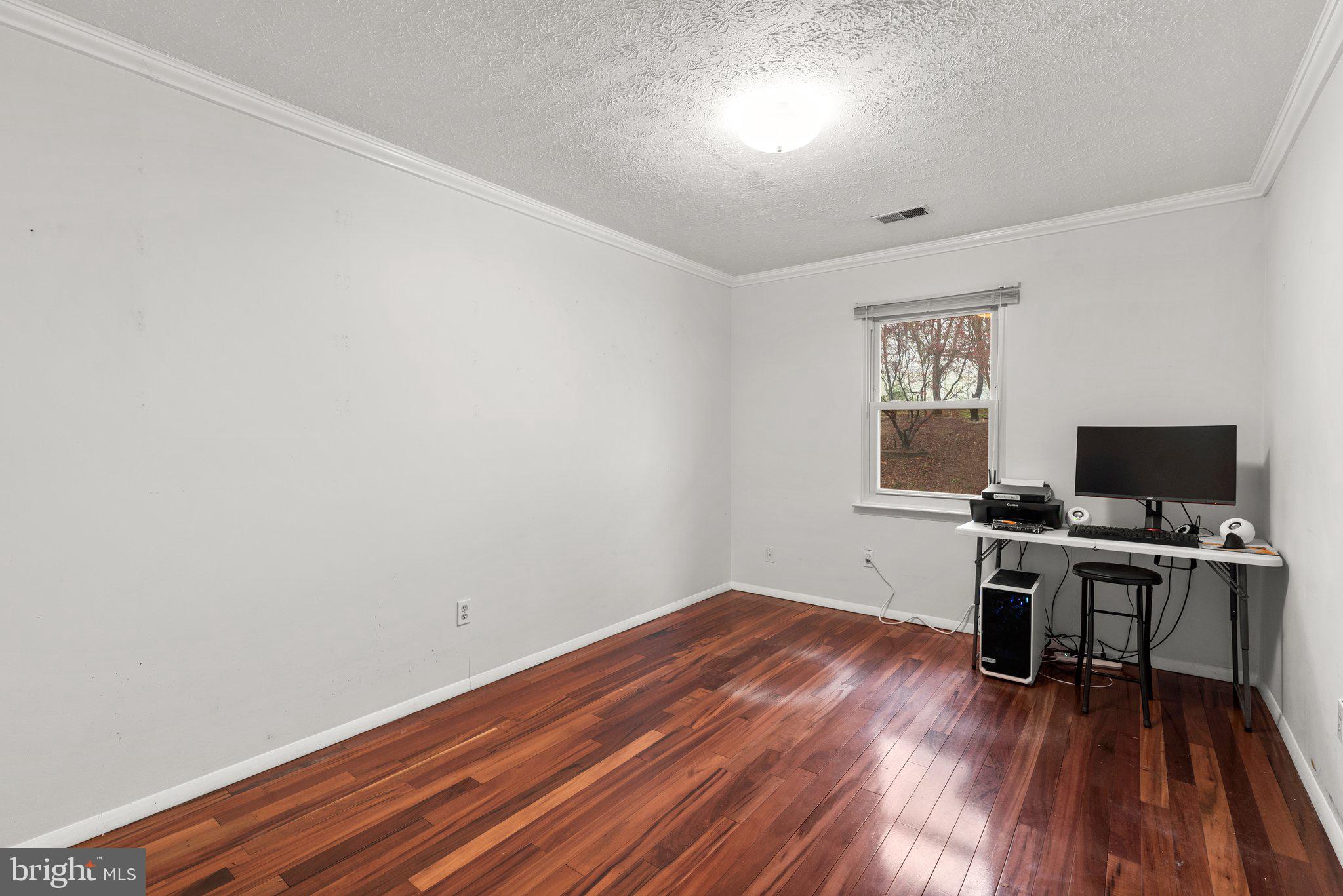 7836 Metacomet Road Hanover, MD 21076 - Photo 10 of 54 DINING ROOM