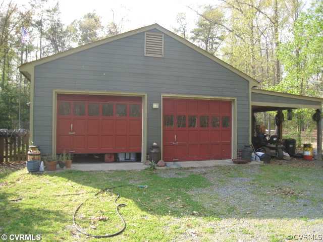 2671 Dorrell Road Aylett, VA 23009 - Photo 3 of 5 Parking Lot/Garage