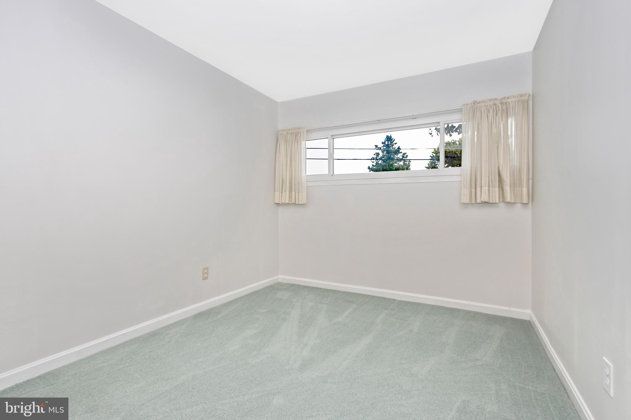 2422 Brunswick Road Baltimore, MD 21227 - Photo 17 of 28 Bedroom 2