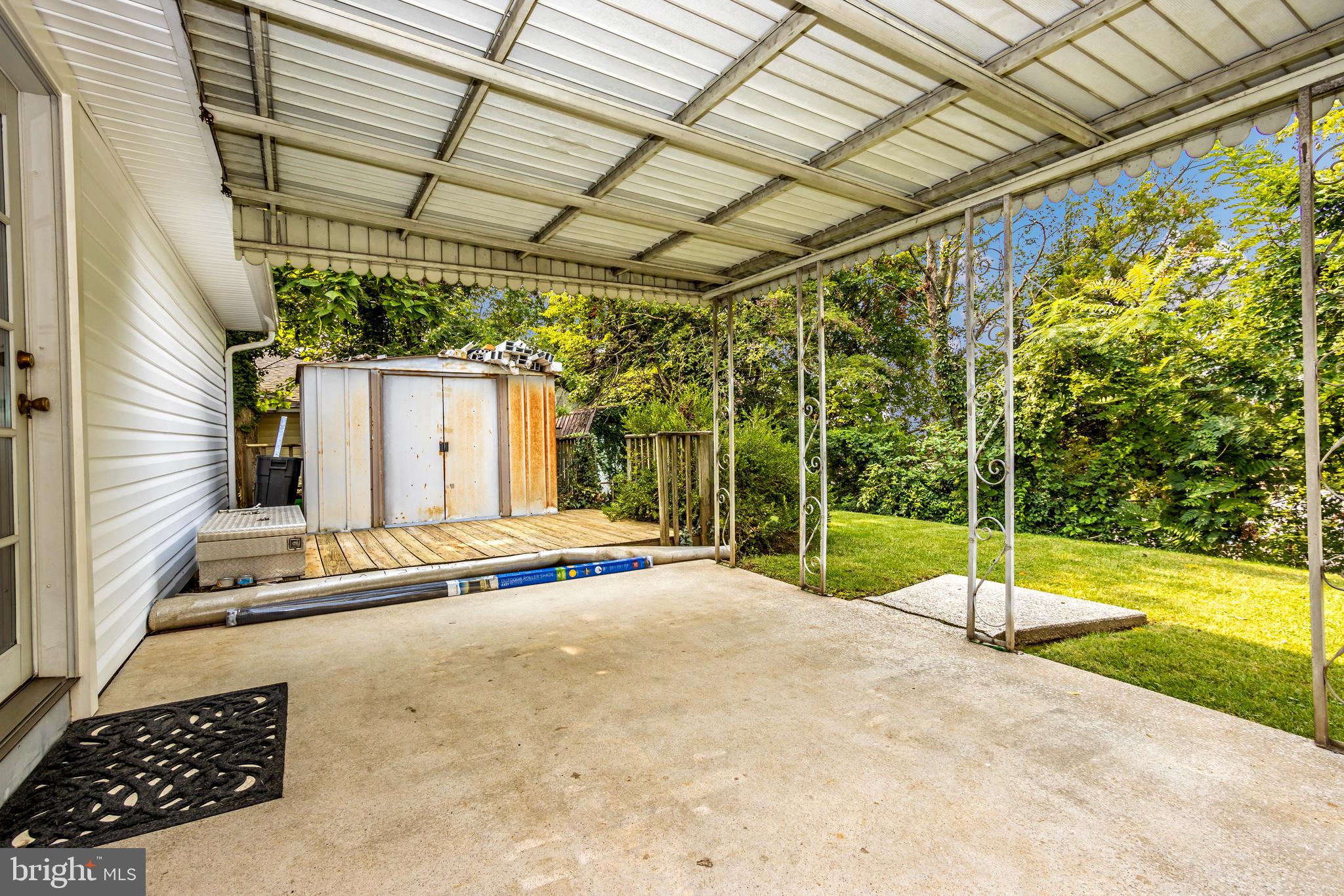2422 Brunswick Road Baltimore, MD 21227 - Photo 26 of 28 covered patio