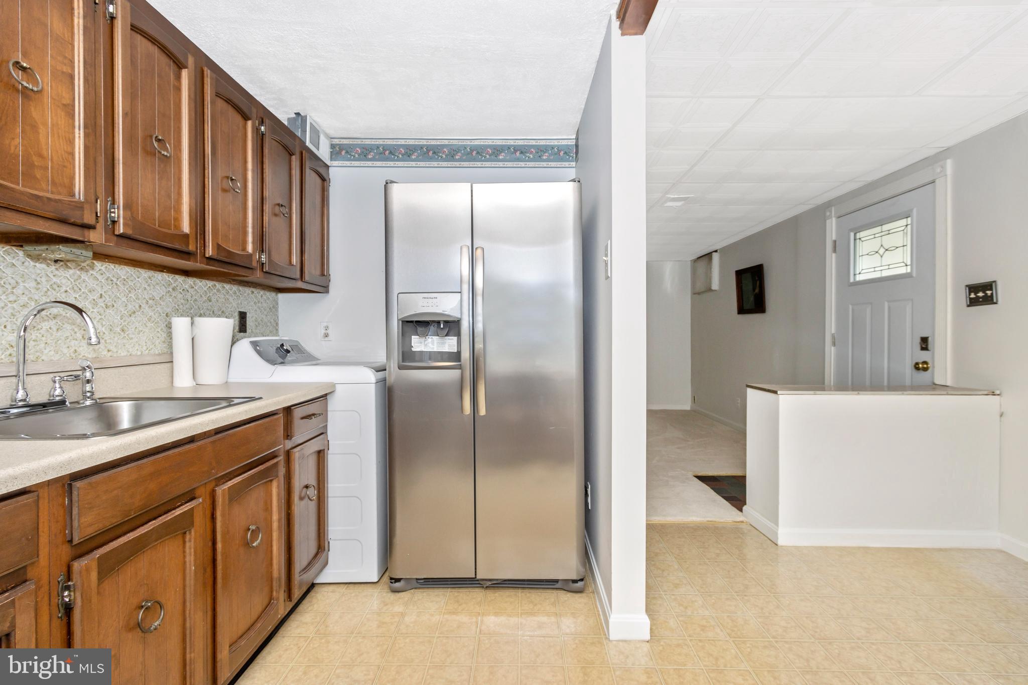 2422 Brunswick Road Baltimore, MD 21227 - Photo 10 of 28 Gallery Image 10