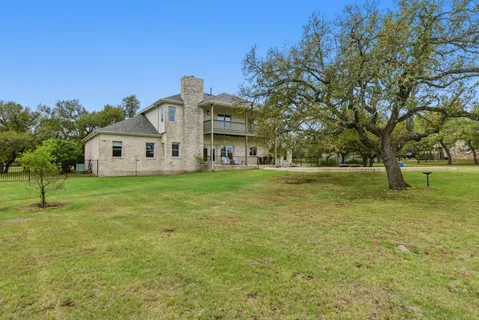 $1,075,000 | 900 Canyonwood Drive, Dripping Springs, TX 78620