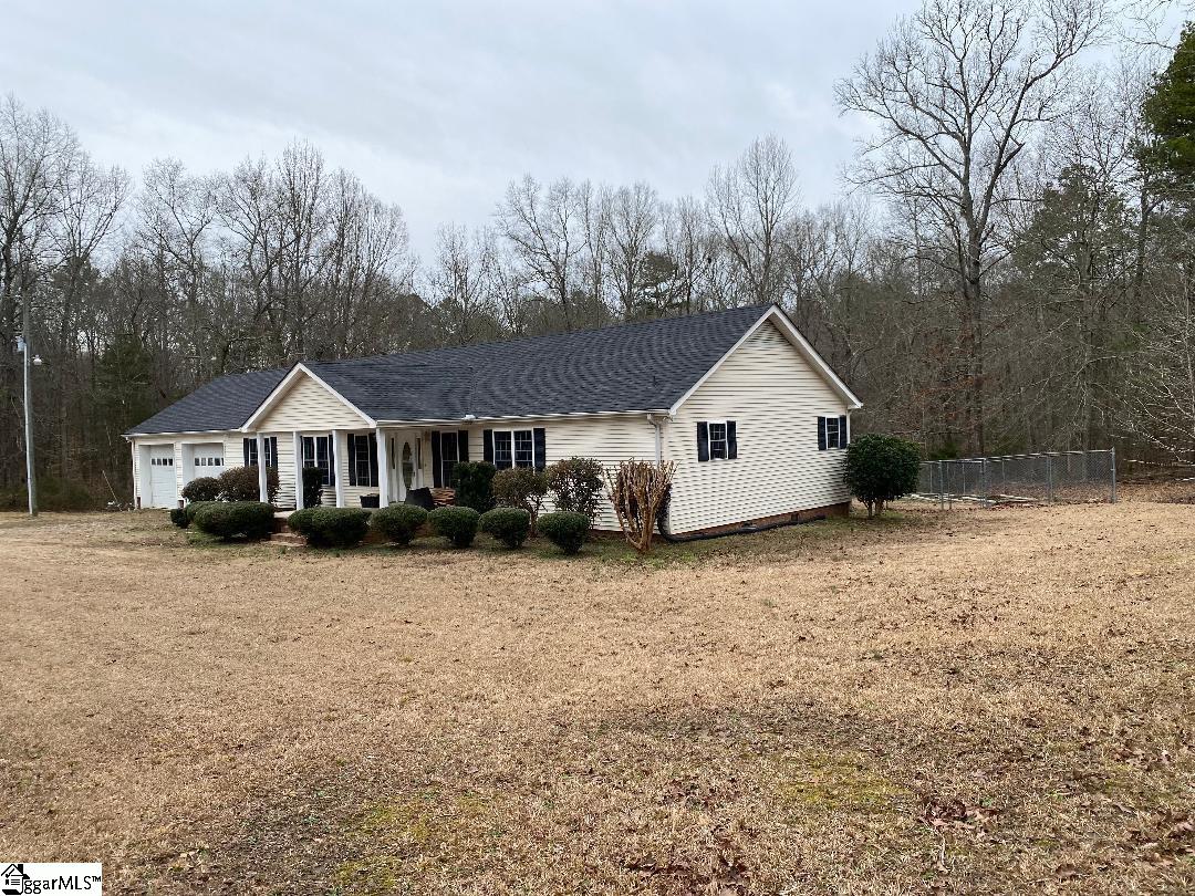 2205 Milam Road Clinton, SC 29325 - Photo 3 of 36 Gallery Image 3