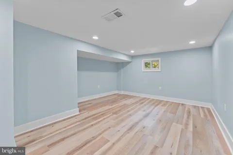 $999,900 | 7814 Elba Road, Alexandria, VA 22306