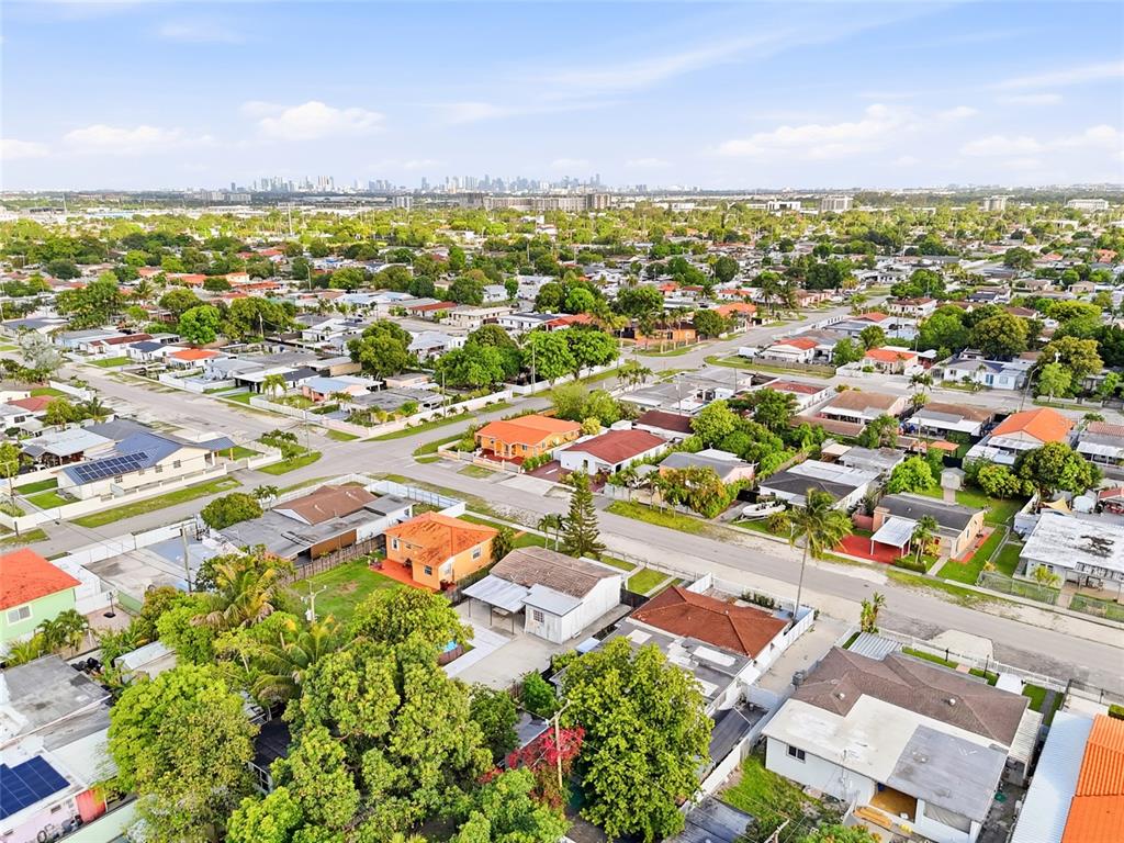 465 East 38th Street Hialeah, FL 33013 - Photo 36 of 40