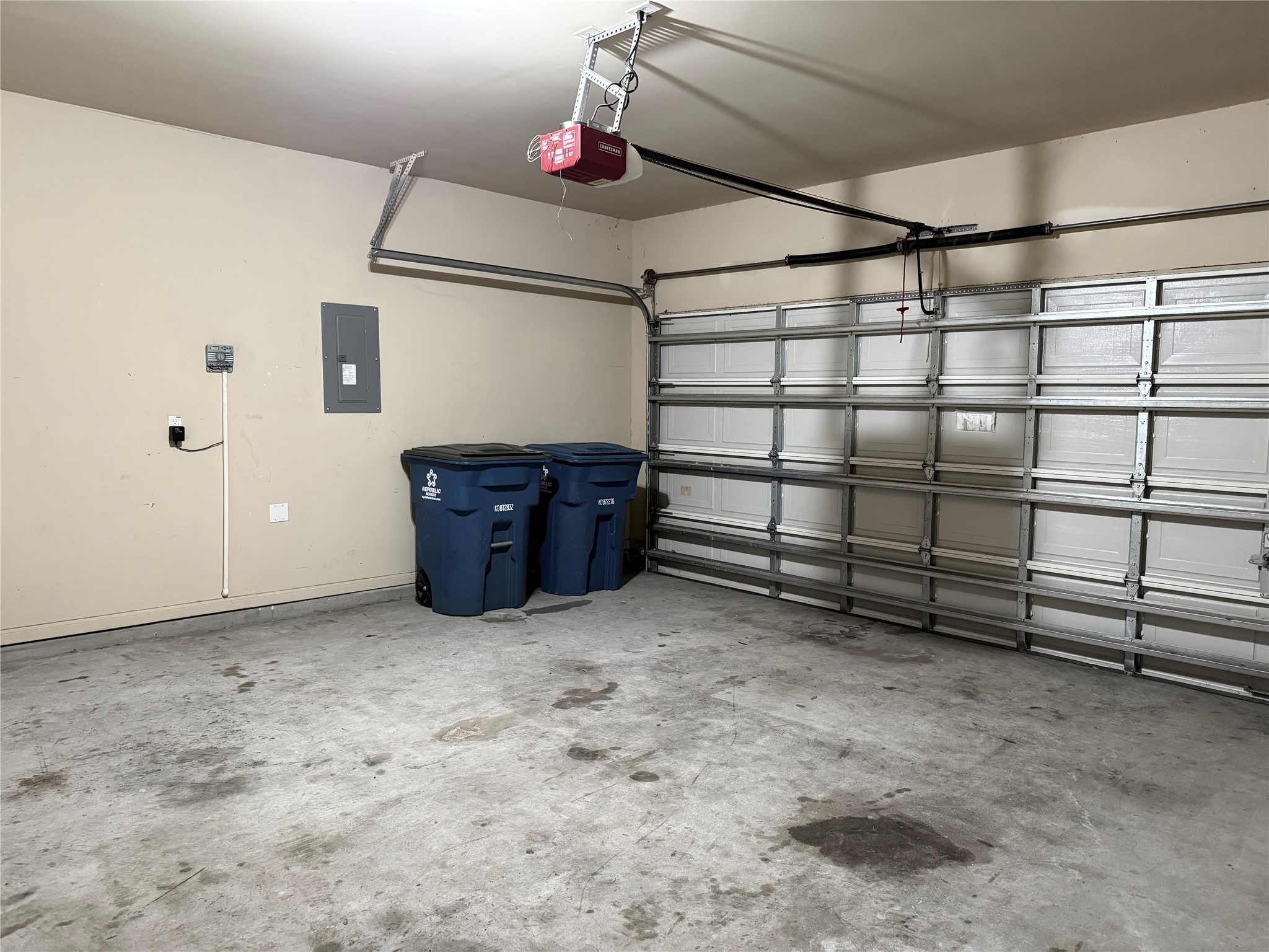 21907 Cascade Hollow Lane Spring, TX 77379 - Photo 39 of 40 a view of a storage & utility room