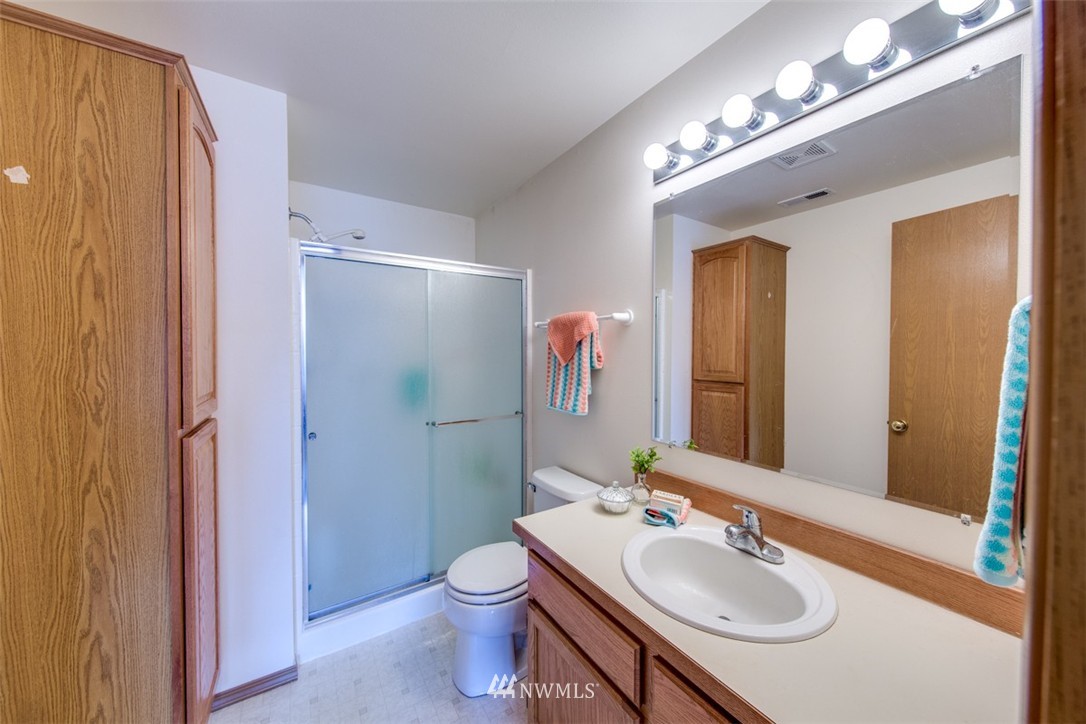 4652 Knute Anderson Road Northwest Silverdale, WA 98383 - Photo 20 of 24