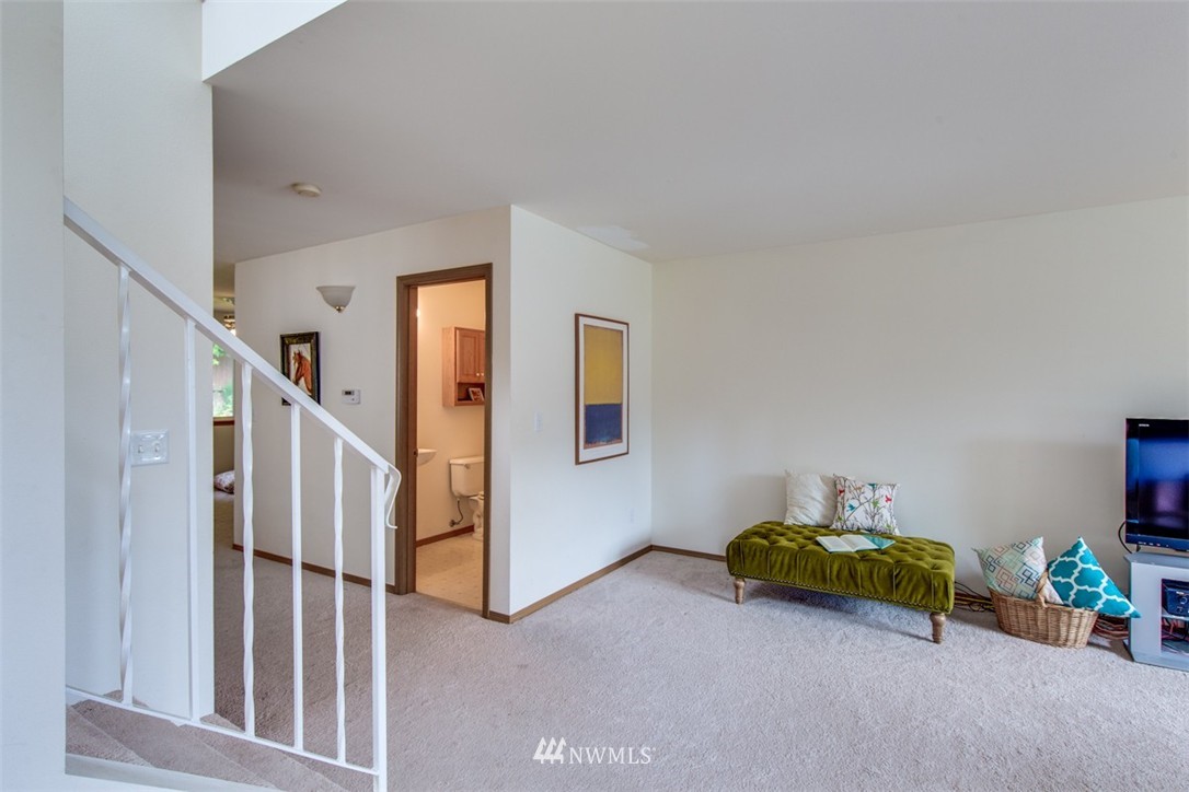 4652 Knute Anderson Road Northwest Silverdale, WA 98383 - Photo 5 of 24