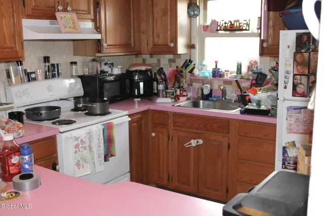 $214,900 | 112 Oak Street, Corinth, NY 12822