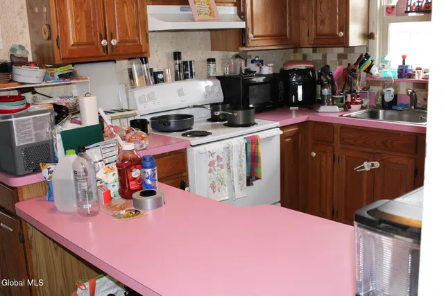 $214,900 | 112 Oak Street, Corinth, NY 12822