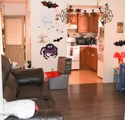 $214,900 | 112 Oak Street, Corinth, NY 12822