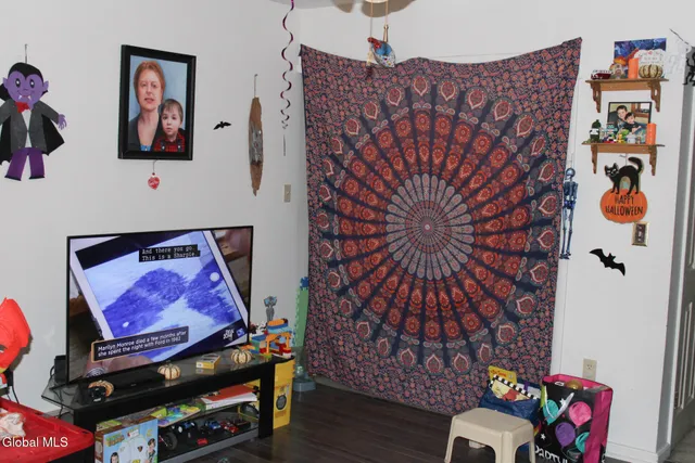 $214,900 | 112 Oak Street, Corinth, NY 12822