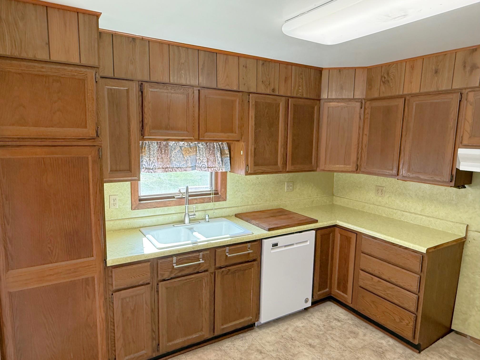 319 4th Street Northwest Aitkin, MN 56431 - Photo 9 of 25