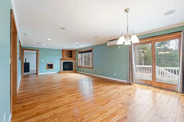 $645,000 | 218 County Farm Road, Dover, NH 03820