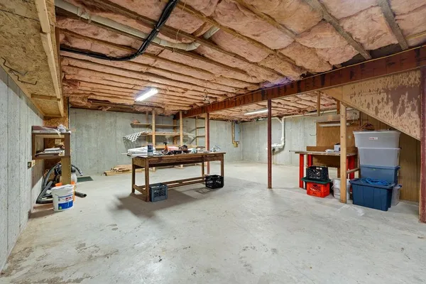 $645,000 | 218 County Farm Road, Dover, NH 03820