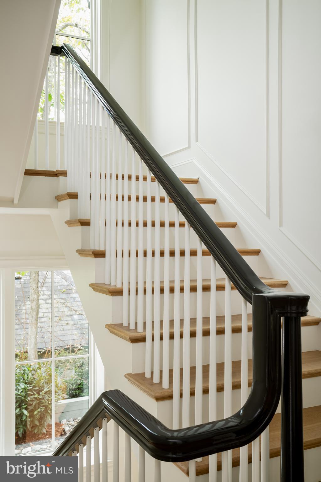 2916 Chesapeake Street Northwest Washington, DC 20008 - Photo 22 of 54 a view of entryway