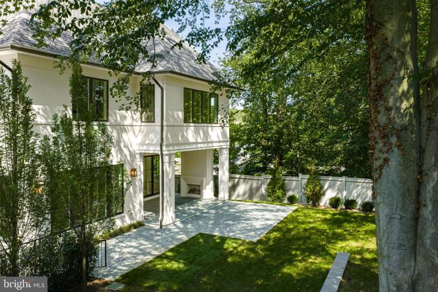 $5,395,000 | 2916 Chesapeake Street Northwest, Washington, DC 20008