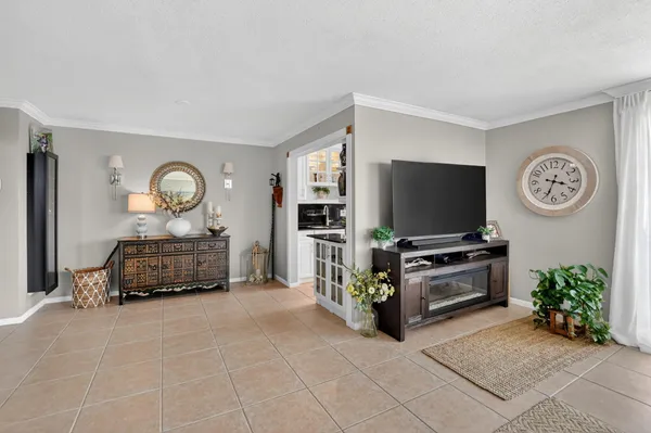 $640,000 | 1050 Hillsboro Mile, Unit 602W, Hillsboro Beach, FL 33064