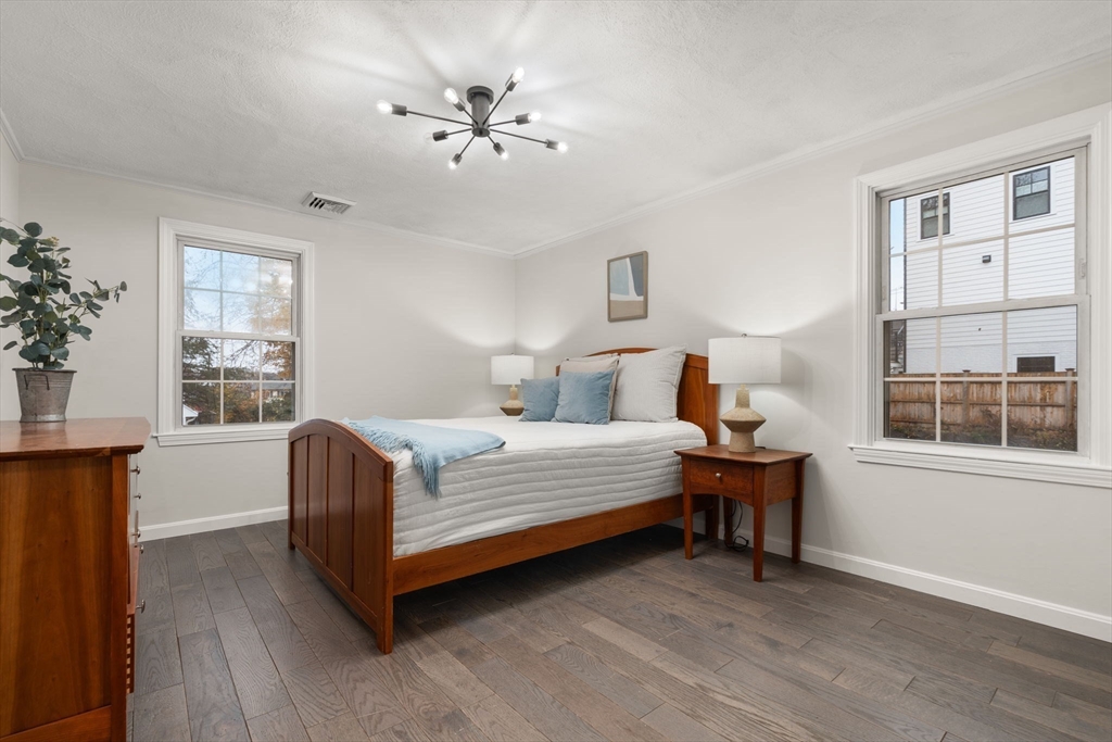 28 Dow Road Boston, MA 02132 - Photo 18 of 38