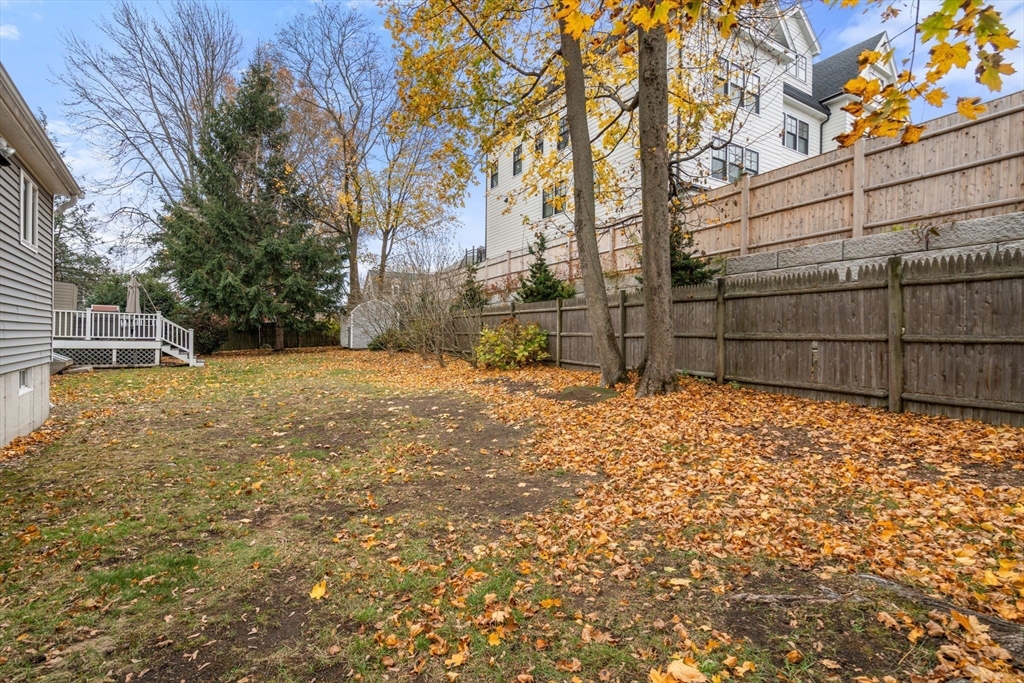 28 Dow Road Boston, MA 02132 - Photo 33 of 38