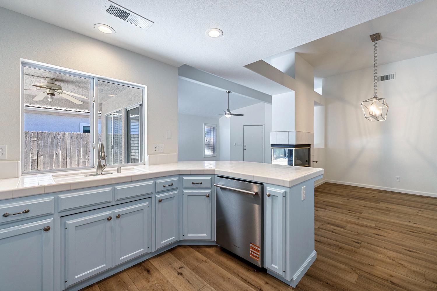 6337 North Rafael Avenue Fresno, CA 93711 - Photo 14 of 49