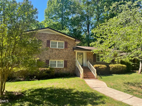 $498,000 | 400 Briarcliff Street, Cary, NC 27511