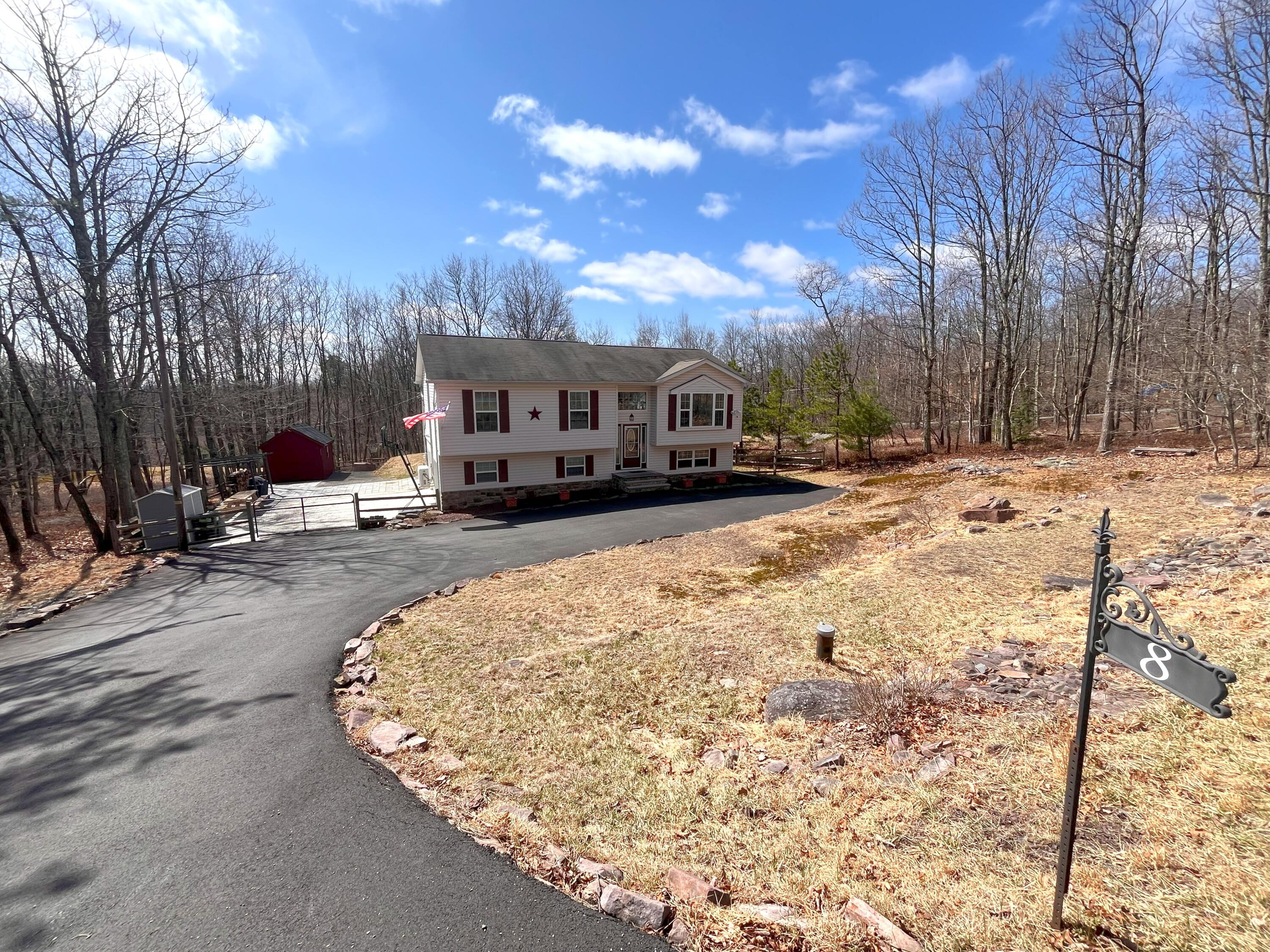 8 Iowa Road Albrightsville, PA 18210 - Photo 7 of 49 Front of Property
