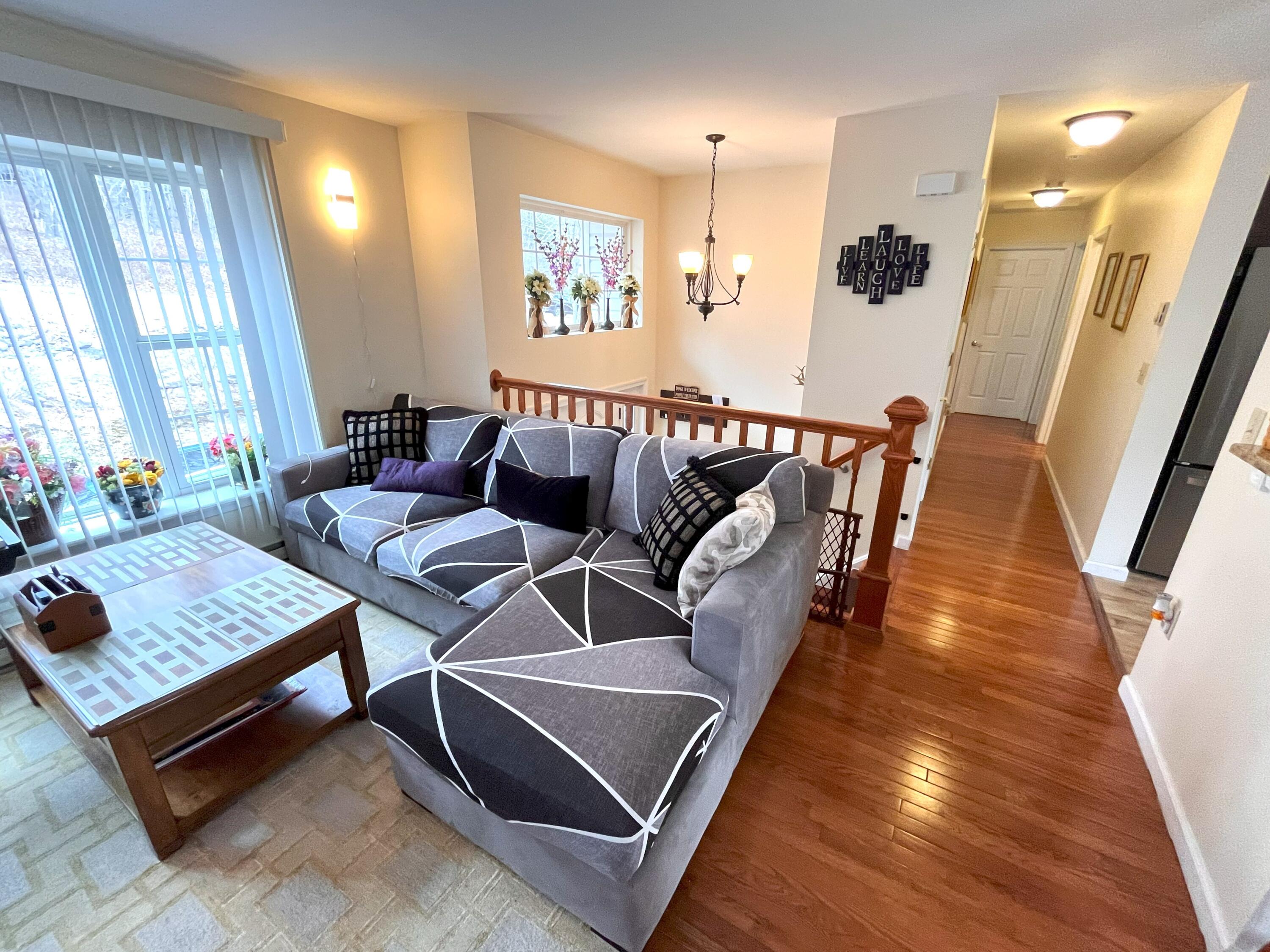 8 Iowa Road Albrightsville, PA 18210 - Photo 10 of 49 Living Room