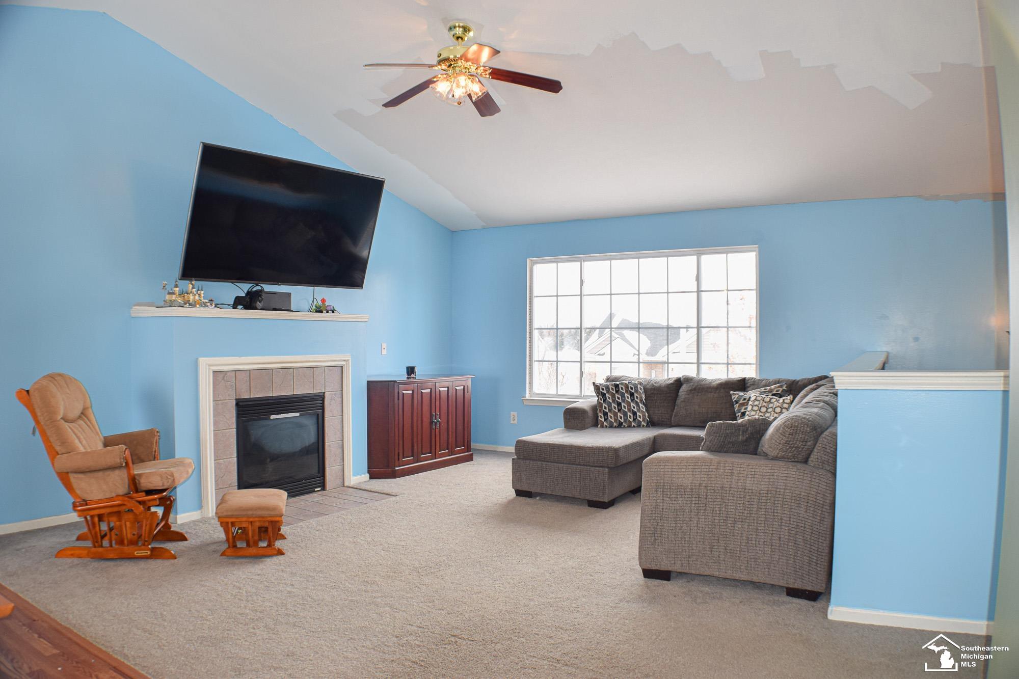 232 Dundee Ridge Drive Dundee, MI 48131 - Photo 3 of 35