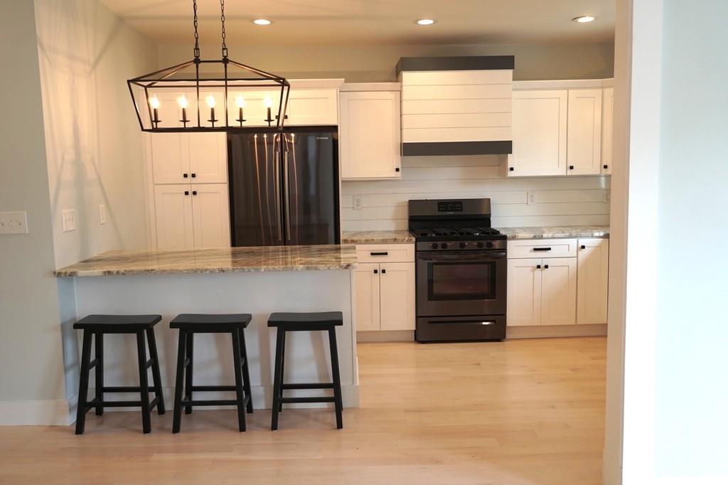 136 Pauline Street Winthrop, MA 02152 - Photo 8 of 33