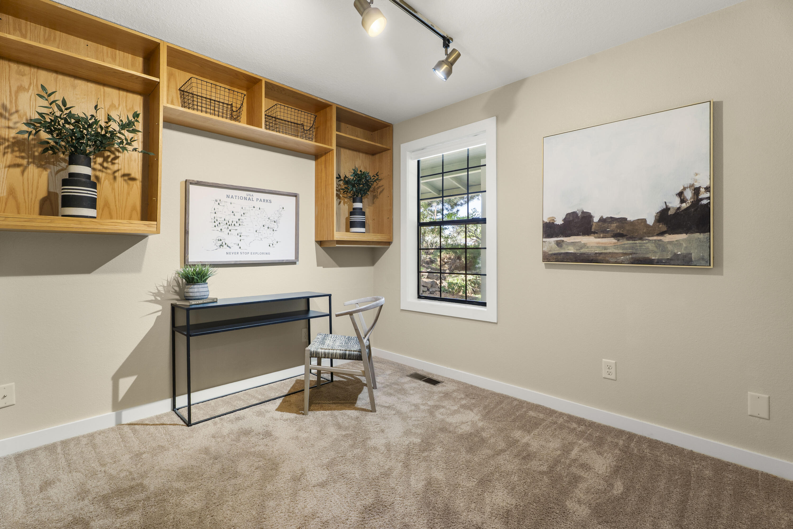 1602 Northeast 5th Street Bend, OR 97701 - Photo 22 of 39 Bedroom/ Office