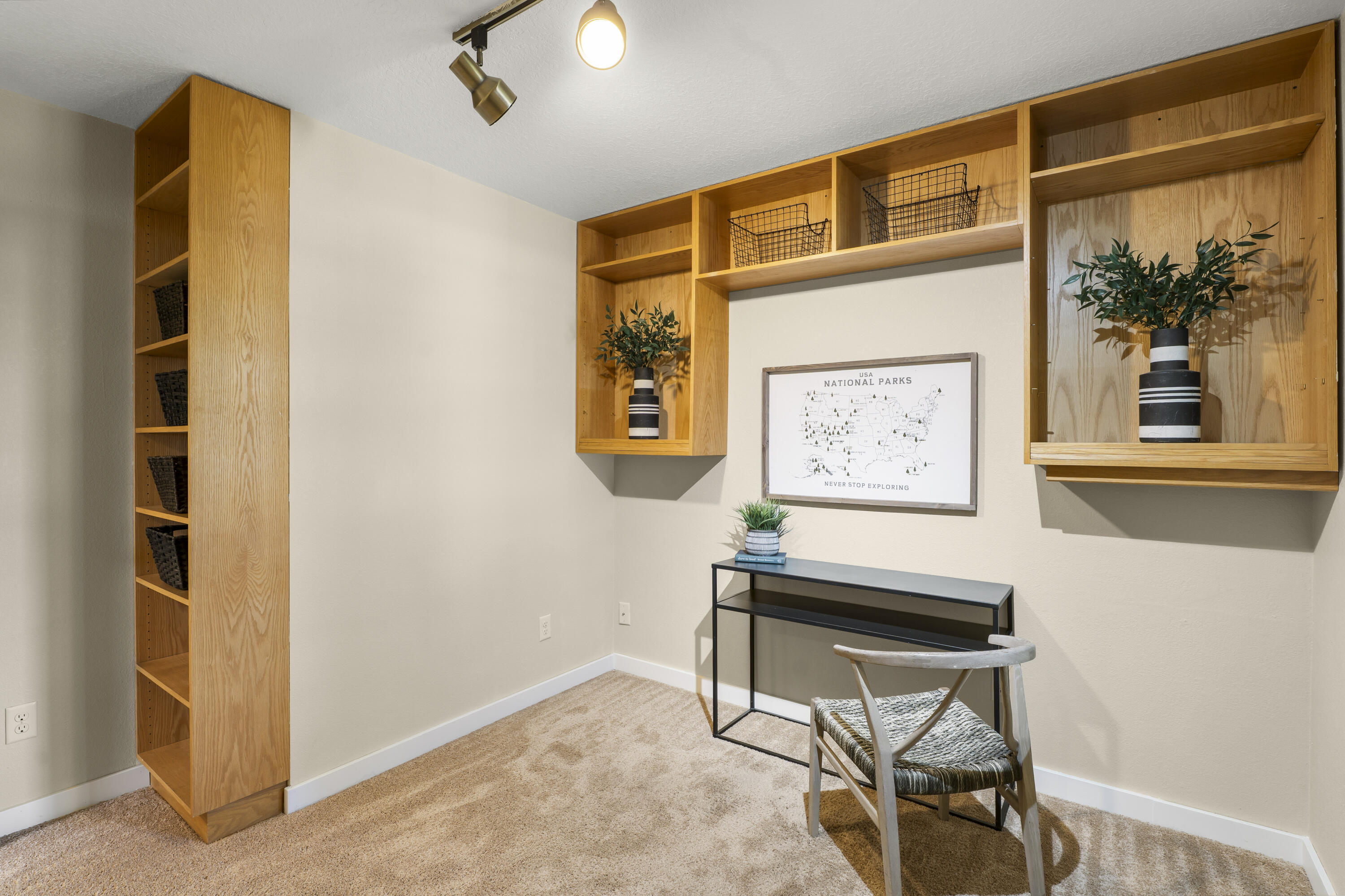 1602 Northeast 5th Street Bend, OR 97701 - Photo 23 of 39 Bedroom/ Office