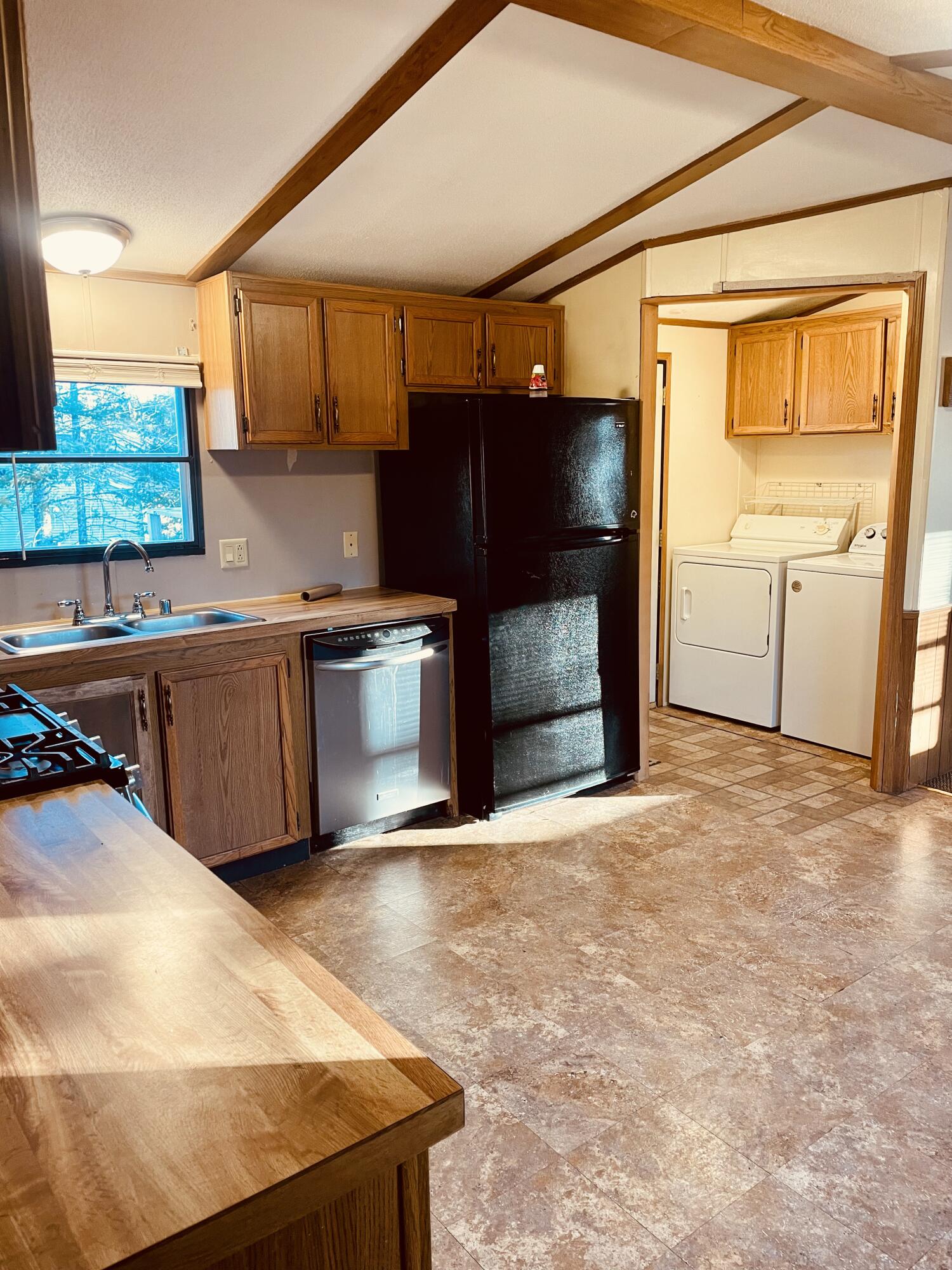 580 Bonny Eagle Road Standish, ME 04084 - Photo 11 of 29 Kitchen 3