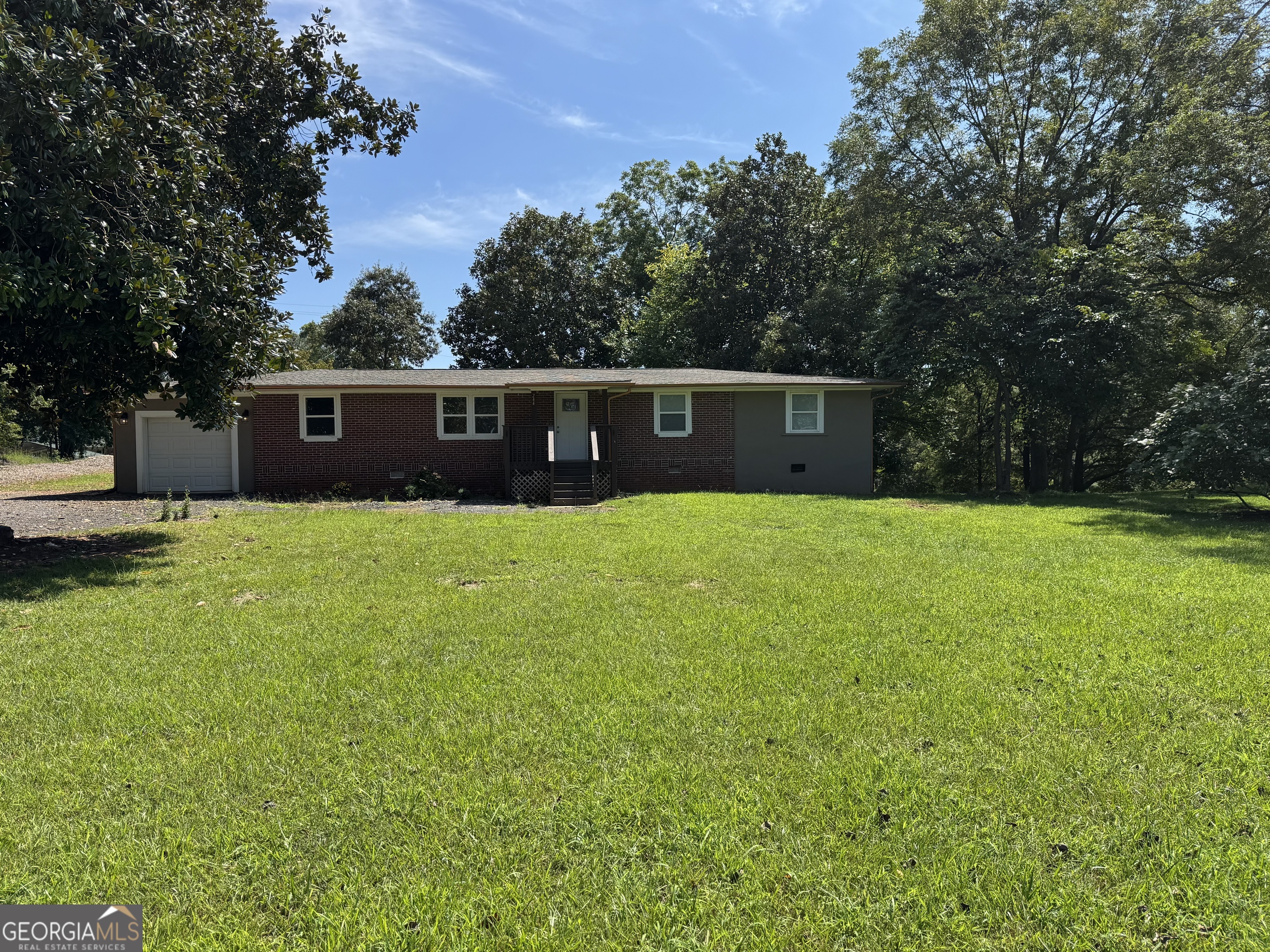 244 Railroad Avenue Lula, GA 30554 - Photo 1 of 19