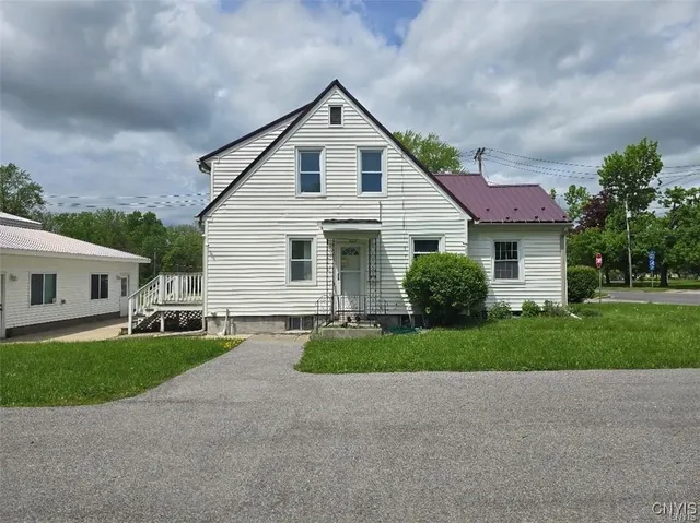 $315,000 | 343 North Peterboro Street, Lenox, NY 13032